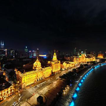 漫步上海，自然与现代交融的城市探险记